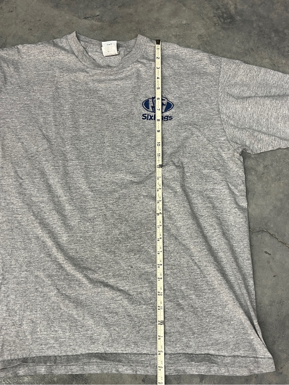 1990s Six Flags Tee - Picture 6 of 6